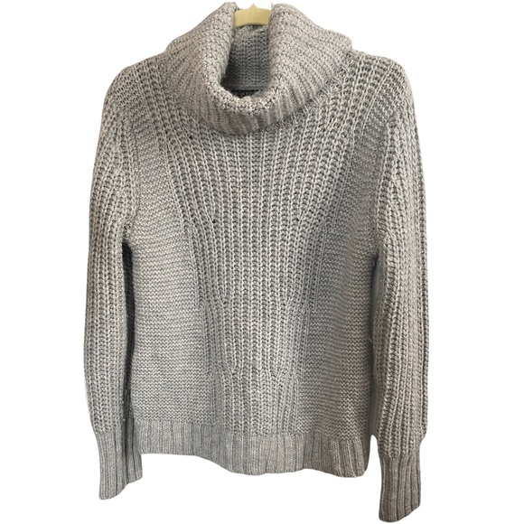 Banana Republic Gray Wool Alpaca Blend Cowl Neck Sweater Size Medium - Picture 6 of 8